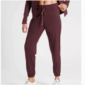 Athleta Bounce Back Jogger in Antique Burgundy Size S